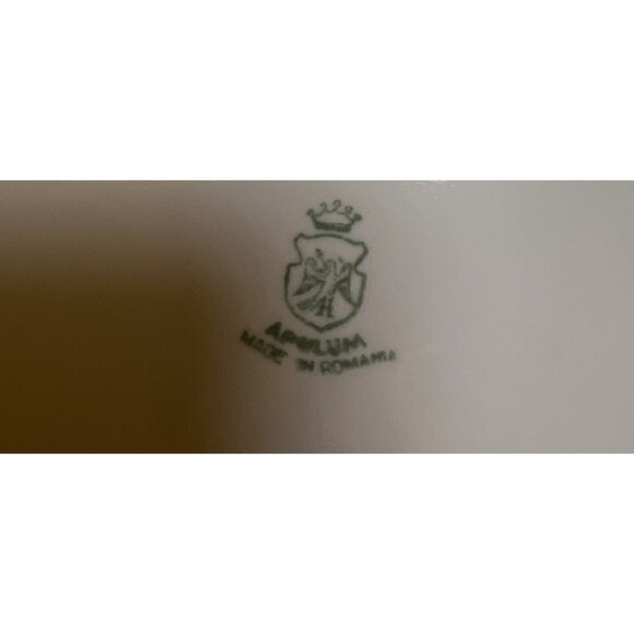 Apulum Porcelain Holiday Dinner Plate With Holly & Berry Design - 3 Plates - Picture 3 of 3